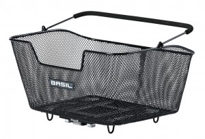 Basil Base M MIK 30x43x23 cm, schwarz, engmaschig Hinterradkorb