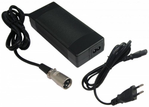 Revoluzzer Ladegerät Lithium 48V 5A bis V. 3.5