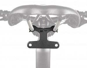 b&m Halter für Rücklicht am Sattelgestell Montageabstand 50mm